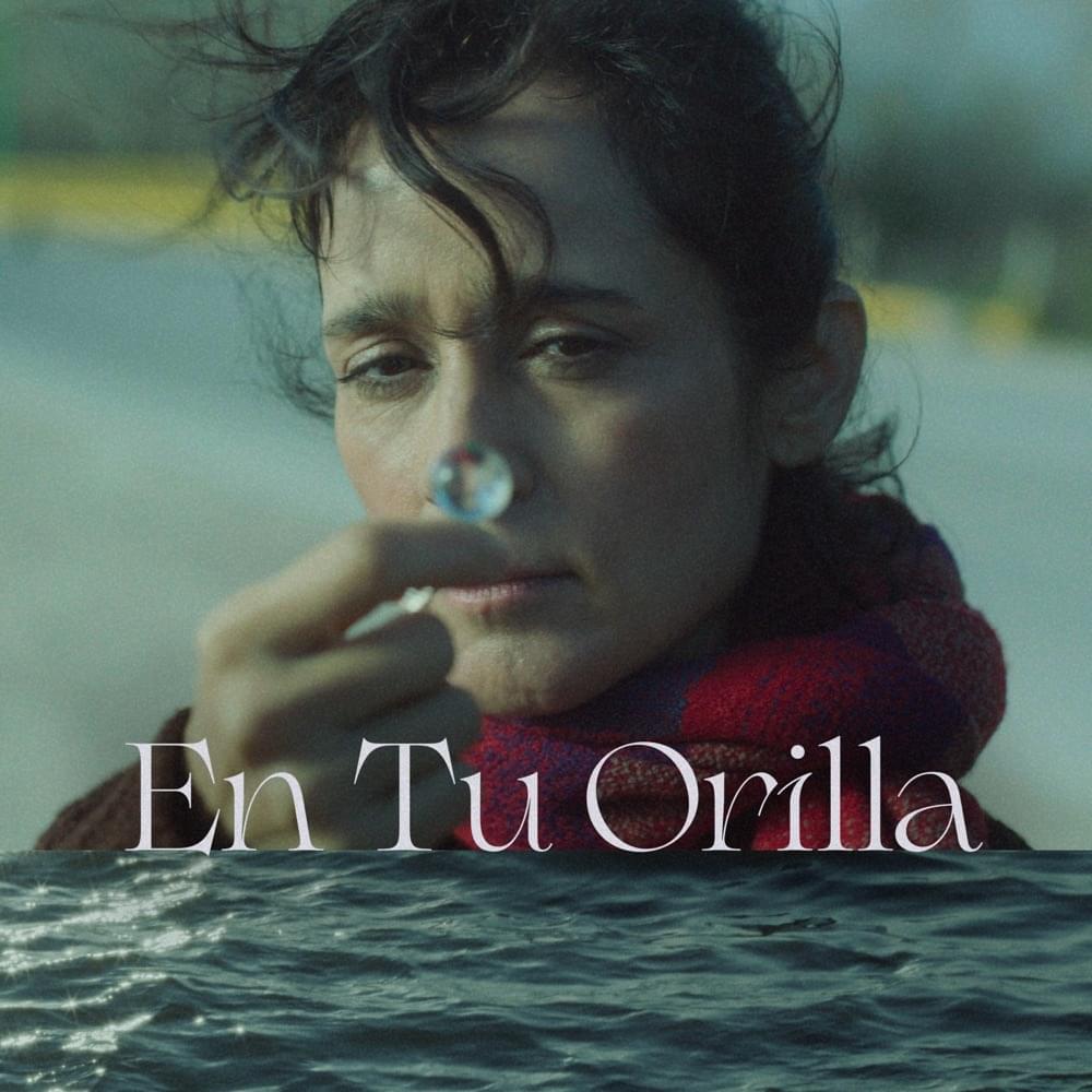 Album cover art for "En Tu Orilla" by Julieta Venegas