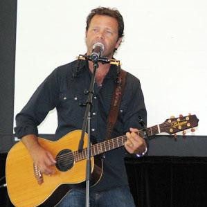 Photo of Troy Cassar-Daley