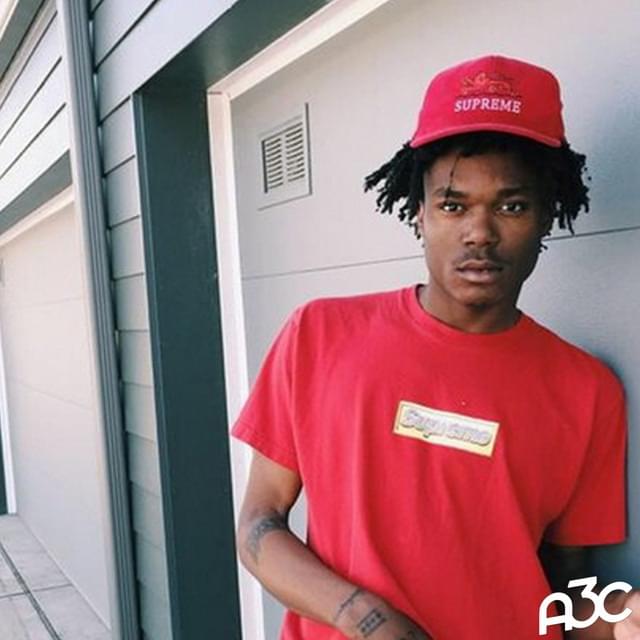 Album cover art for "Play" by LUCKI