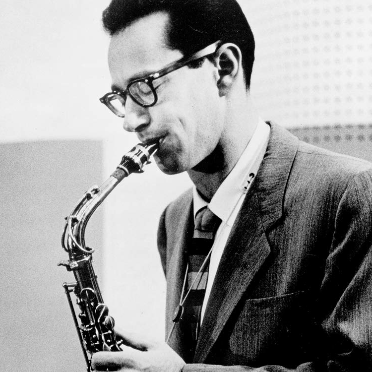 Paul Desmond Profile Picture Photo of Paul Desmond
