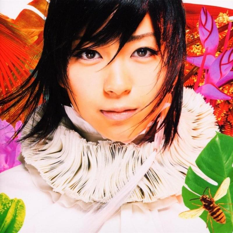 Album cover art for "SAKURAドロップス" by 宇多田ヒカル (Hikaru Utada)