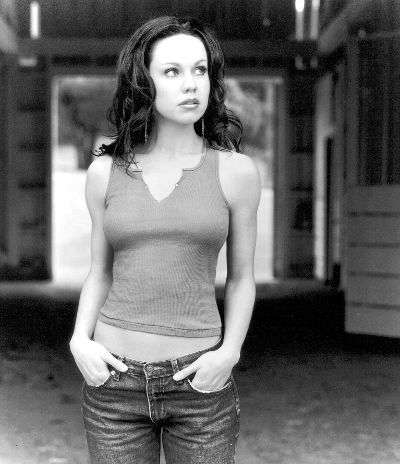 Cyndi Thomson Profile Picture Photo of Cyndi Thomson