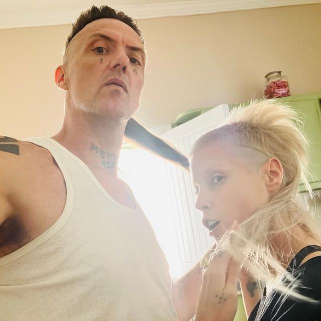 Album cover art for "Everything is Perfect" by Die Antwoord