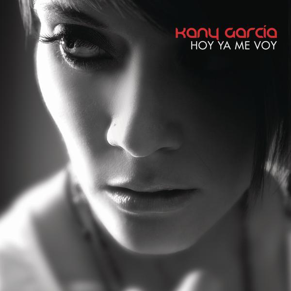 Album cover art for "Hoy ya me voy" by Kany García