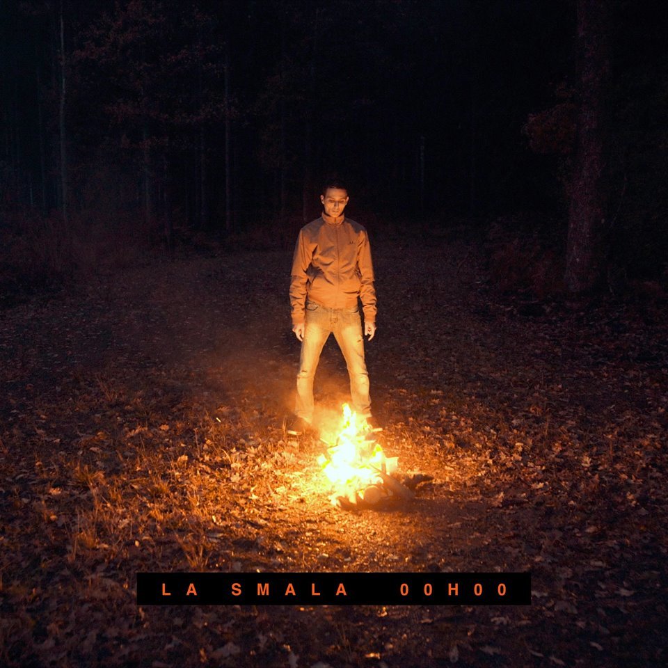 Album cover art for "00h00" by La Smala