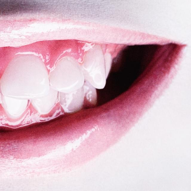 Album cover art for "ヴィーナス | Venus - Instrumental" by 女王蜂 (Queen Bee)