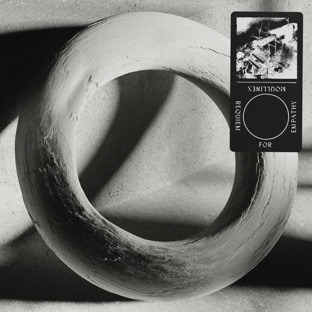 Album cover art for "Kelvin Wake Pattern" by Moullinex