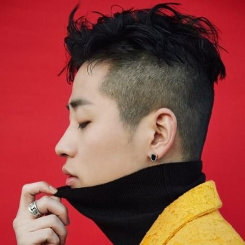 Photo of DinDin (딘딘)