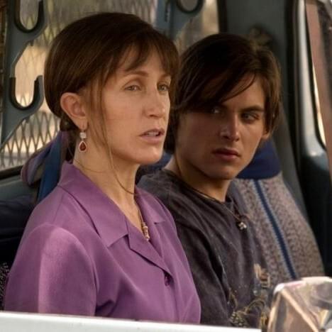 Kevin Zegers & Felicity Huffman Profile Picture Photo of Kevin Zegers & Felicity Huffman