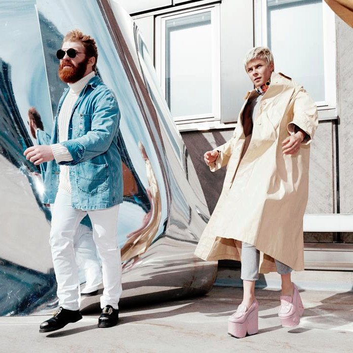 Cover image for Robyn & La Bagatelle Magique