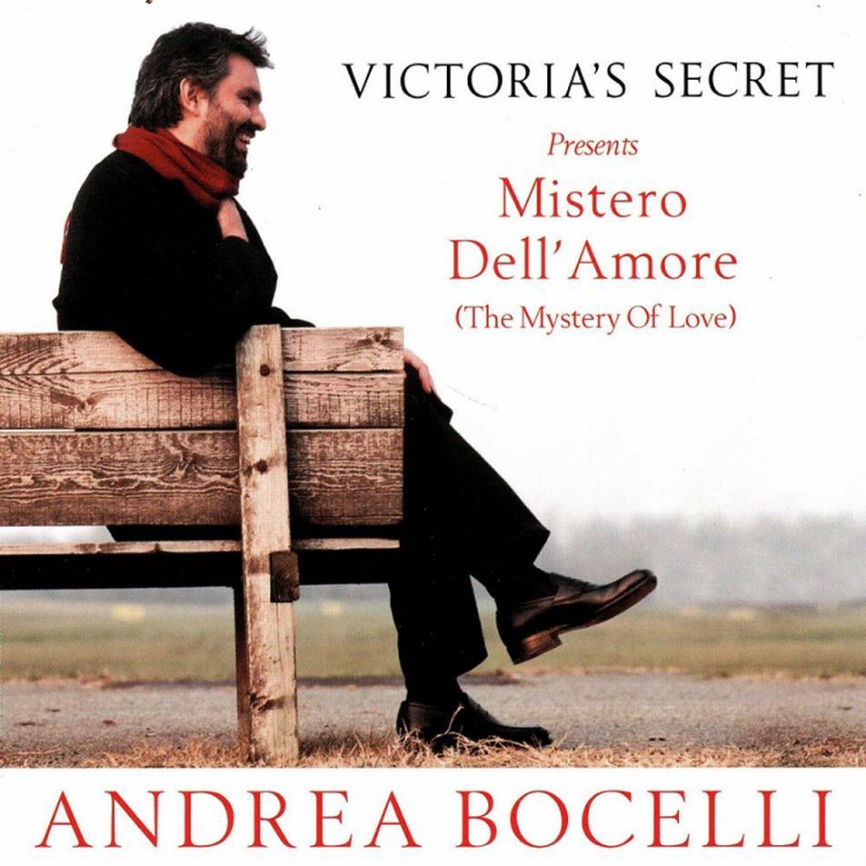 Album cover art for "Rapsodia" by Andrea Bocelli