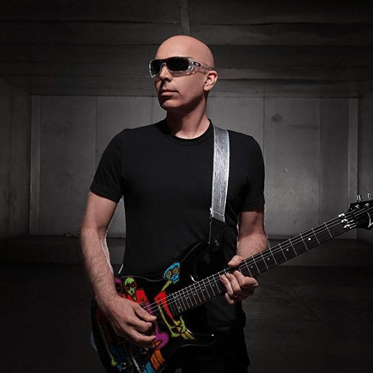 Photo of Joe Satriani