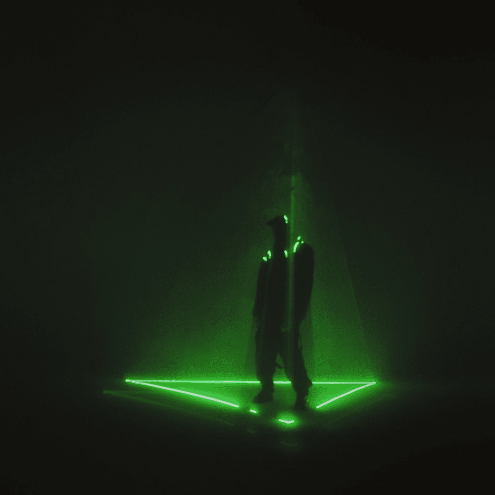 Album cover art for "Letzter Smaragd" by GReeeN