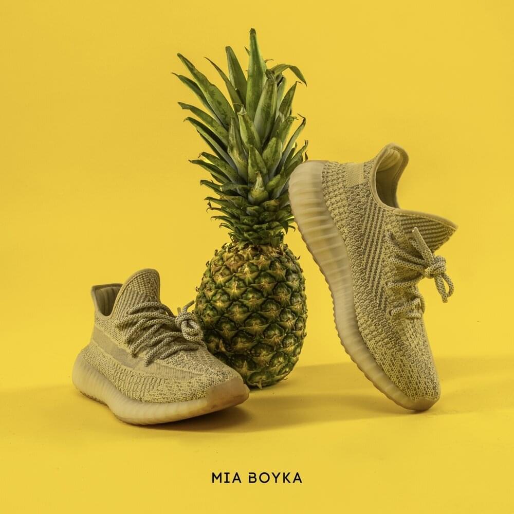 Ананас Адидас (Pineapple Adidas) by MIA BOYKA