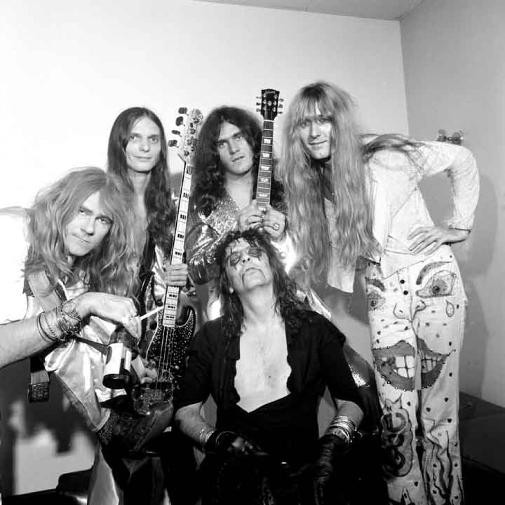 Photo of Alice Cooper (Band)