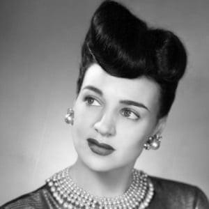 Photo of Mona Paulee