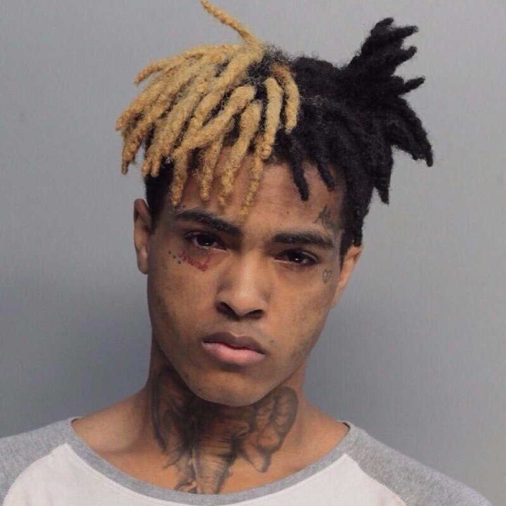 Album cover art for "XXXTENTACION - Look At Me! (Türkçe Çeviri)" by Genius Türkçe Çeviriler