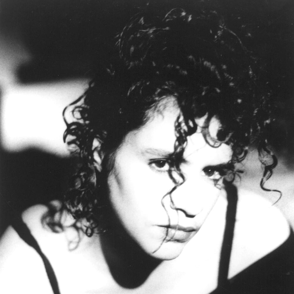 Cover image for Amina Annabi