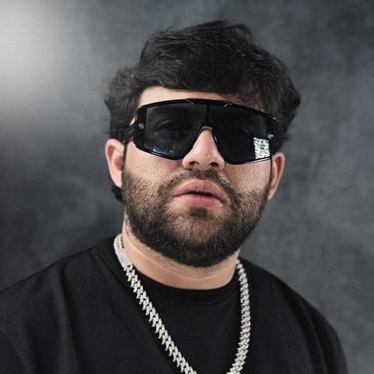 Photo of Luis R Conriquez
