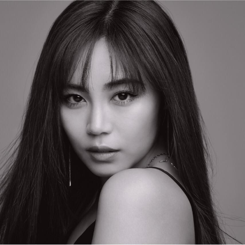 Photo of 鷲尾伶菜 (Washio Reina)