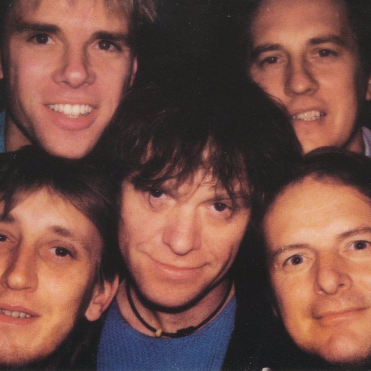 Cover image for Kim Larsen & Bellami