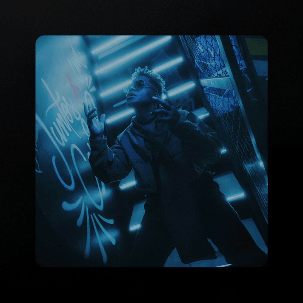 Album cover art for "Bailando" by Redimi2