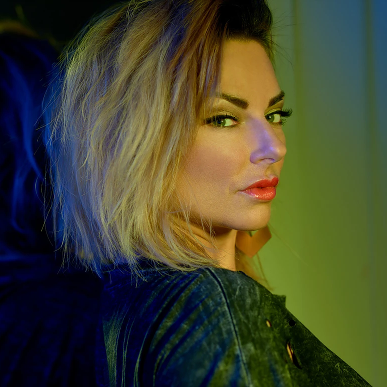 Cover image for Luciana