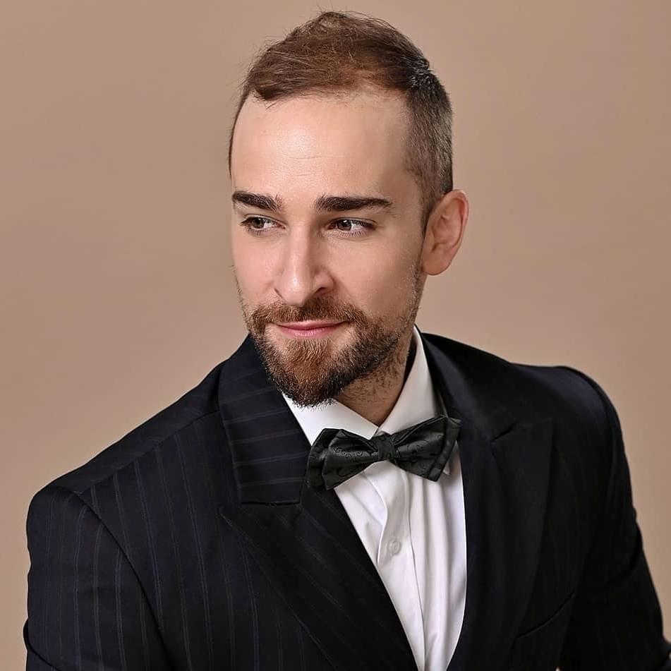 Photo of Виктор Апостоловски (Viktor Apostolovski)