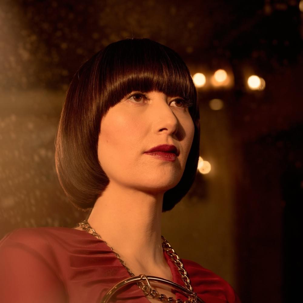 Karen O Profile Picture Photo of Karen O