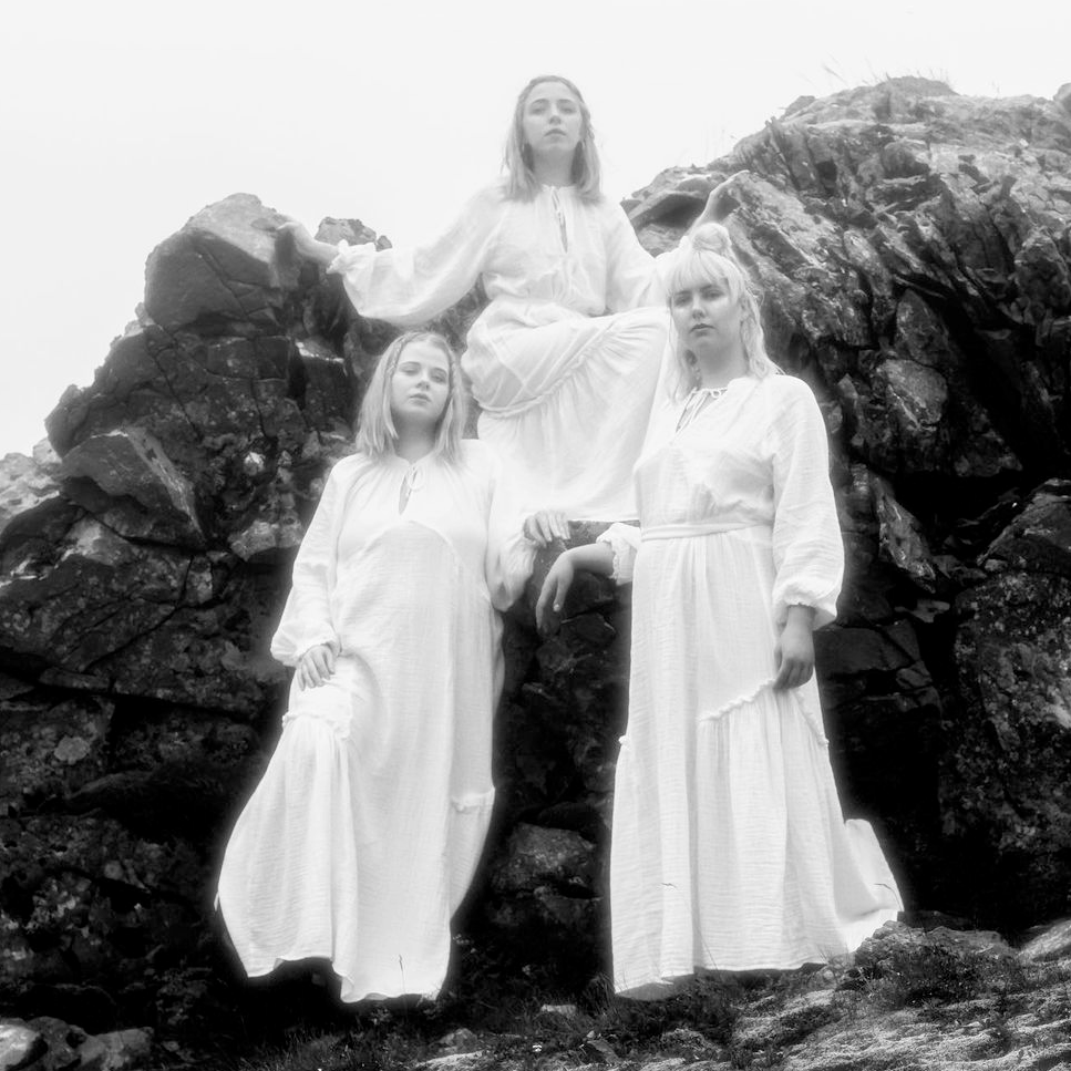 Cover image for Kælan Mikla