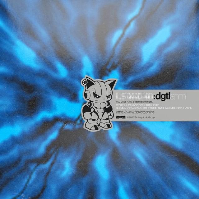 Album cover art for "QT" by LSDXOXO