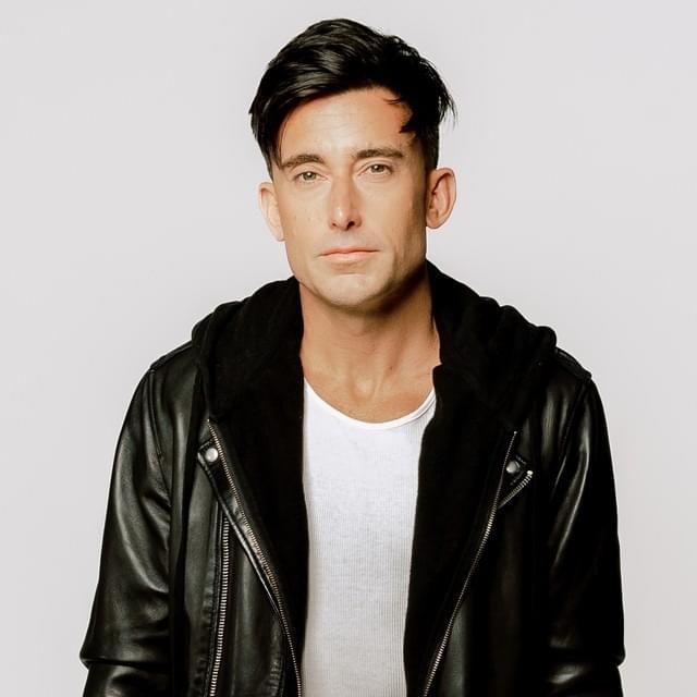 Photo of Phil Wickham
