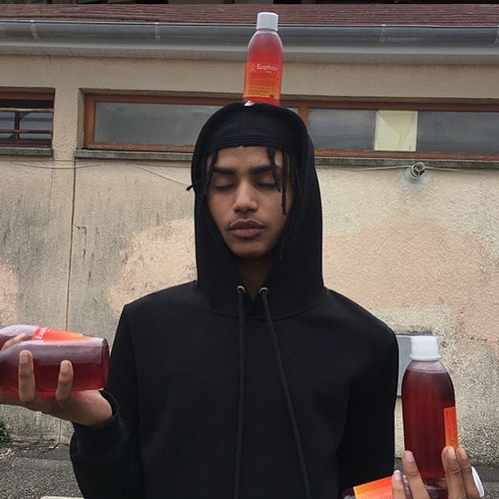 Album cover art for "¥9" by Luv Resval