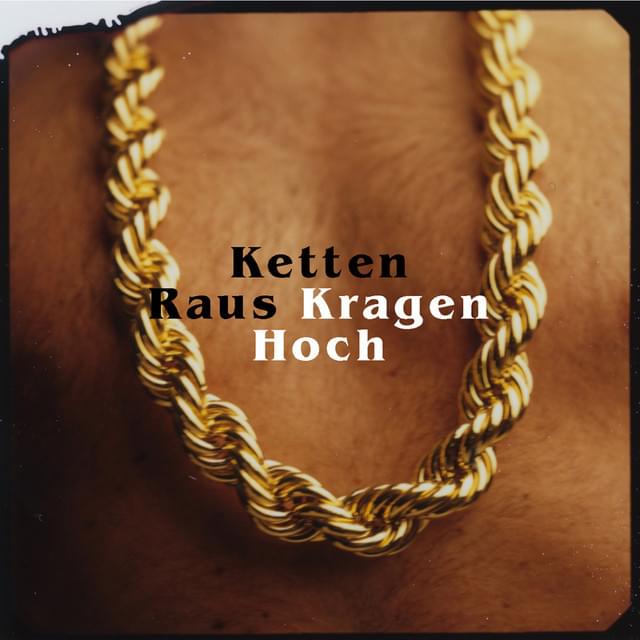 Album cover art for "Ketten Raus Kragen Hoch" by Frauenarzt