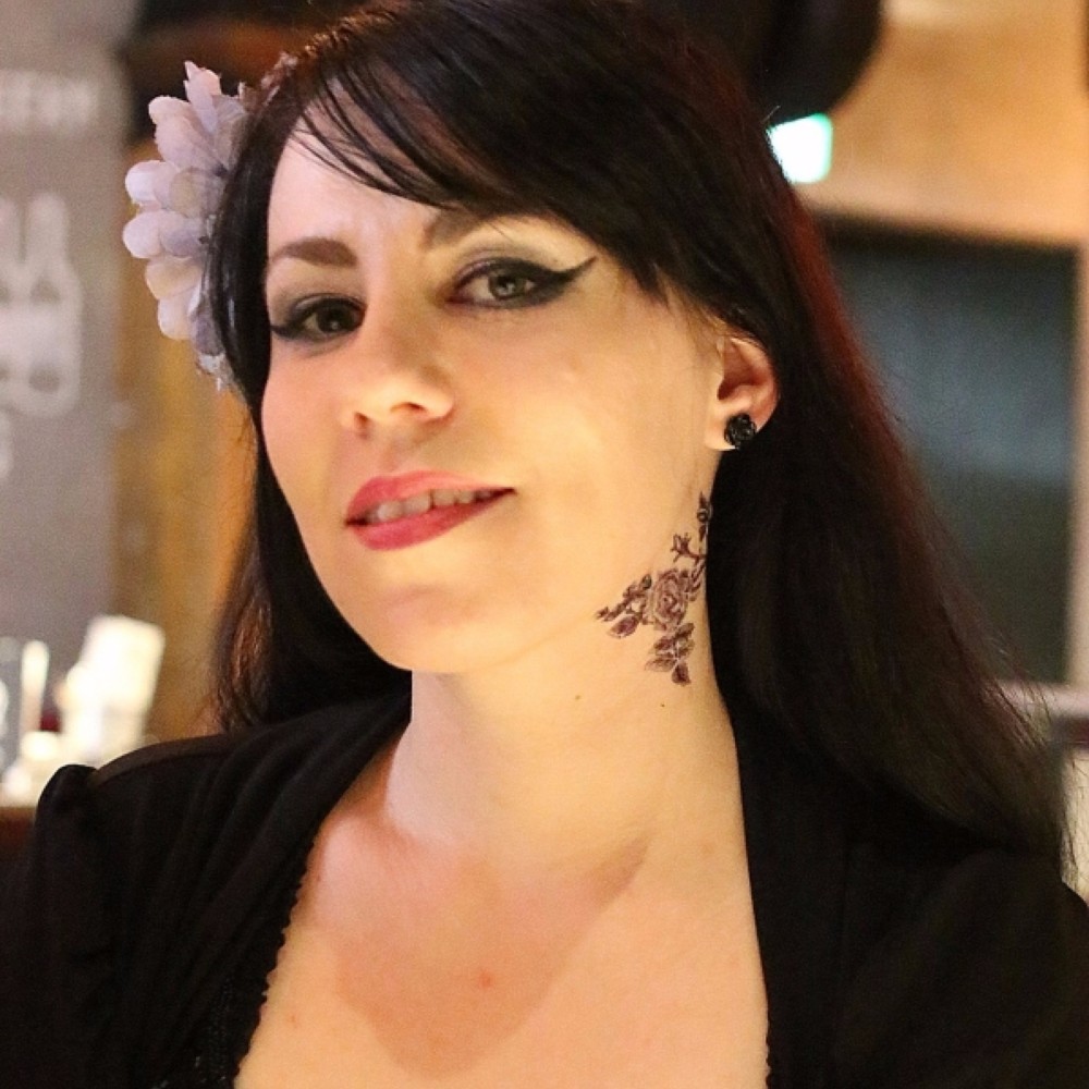 Aimee Blackschleger Profile Picture Photo of Aimee Blackschleger