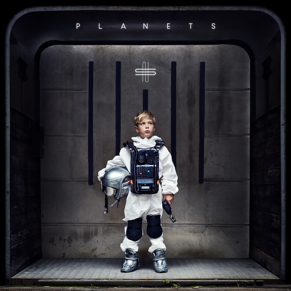 Planets by Nicklas Sahl