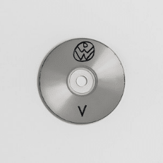 Cover image for V