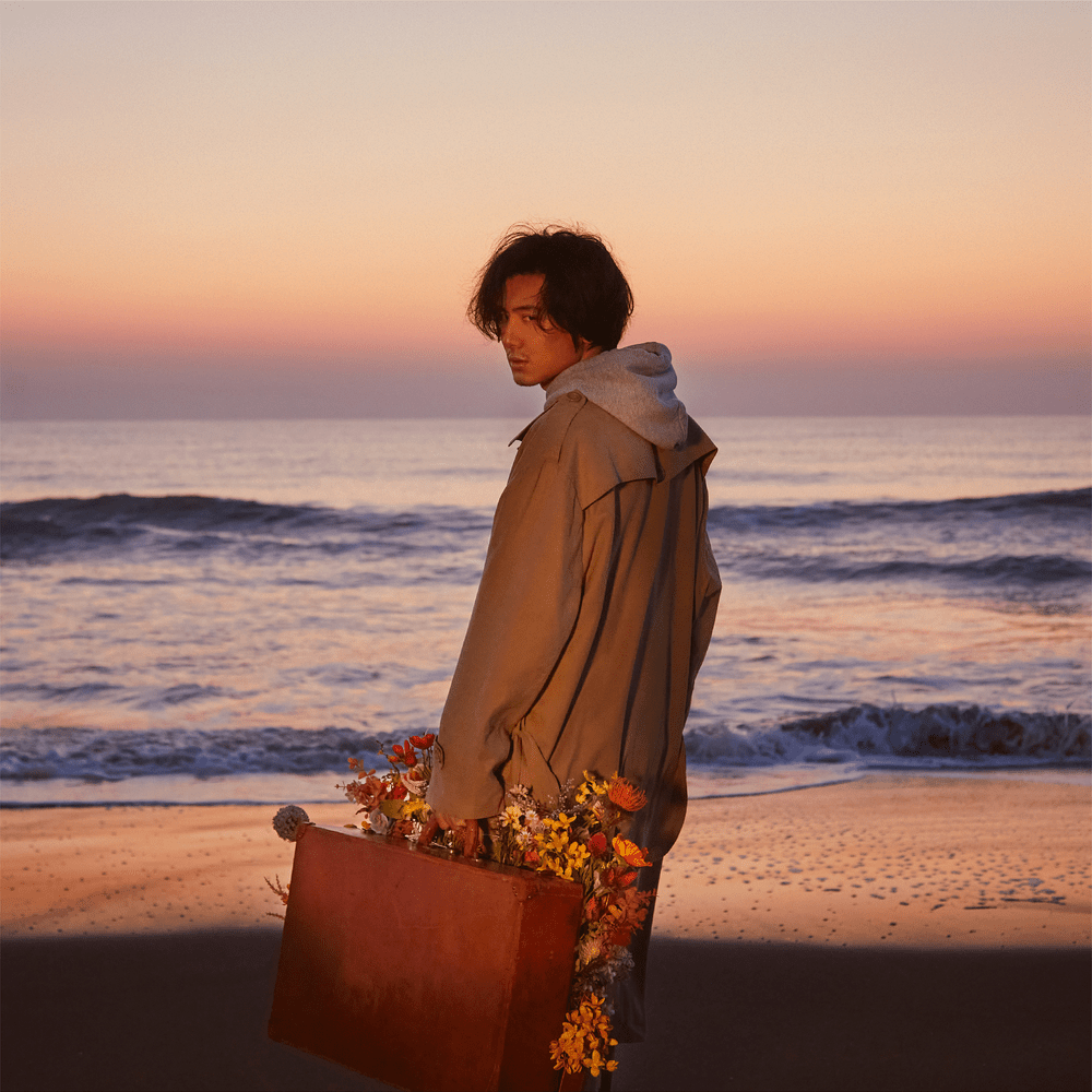 Album cover art for "旅路 (Tabiji)" by 藤井 風 (Fujii Kaze)