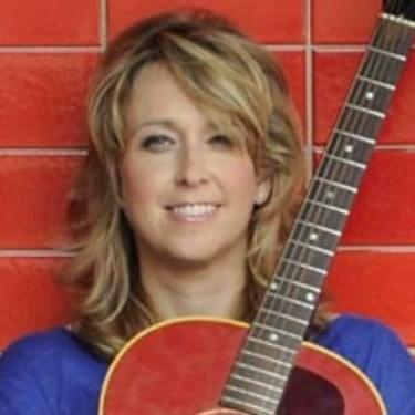 Carolyn Arends Profile Picture Photo of Carolyn Arends