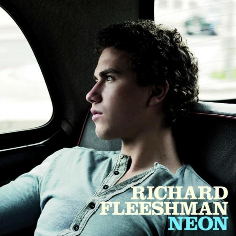 Skyline by Richard Fleeshman