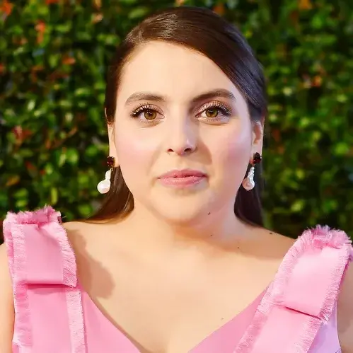 Beanie Feldstein Profile Picture Photo of Beanie Feldstein