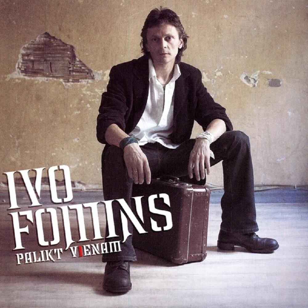 Es vēlos būt tev līdzās by Ivo Fomins