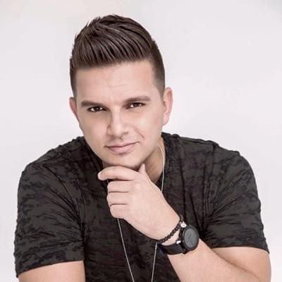 Photo of Omar Acedo
