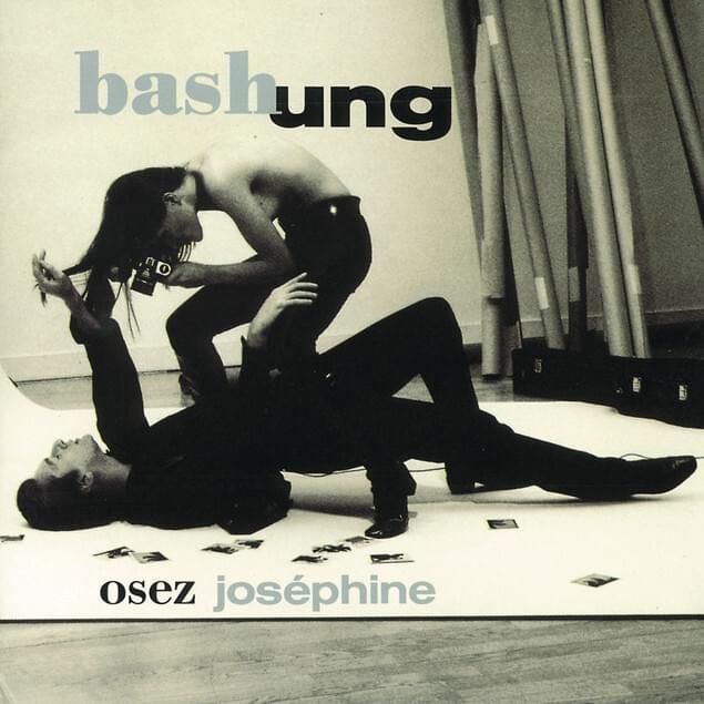 Album cover art for "Volutes" by Alain Bashung