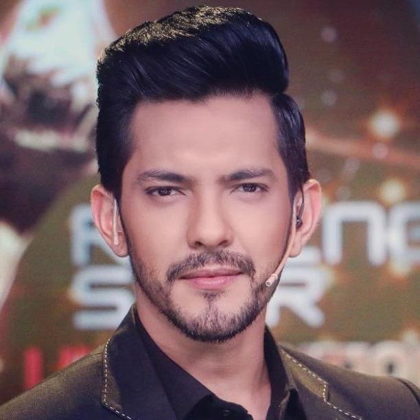 Photo of Aditya Narayan