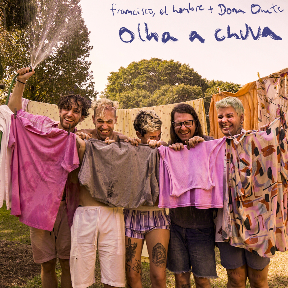 Album cover art for "Olha a Chuva" by Dona Onete