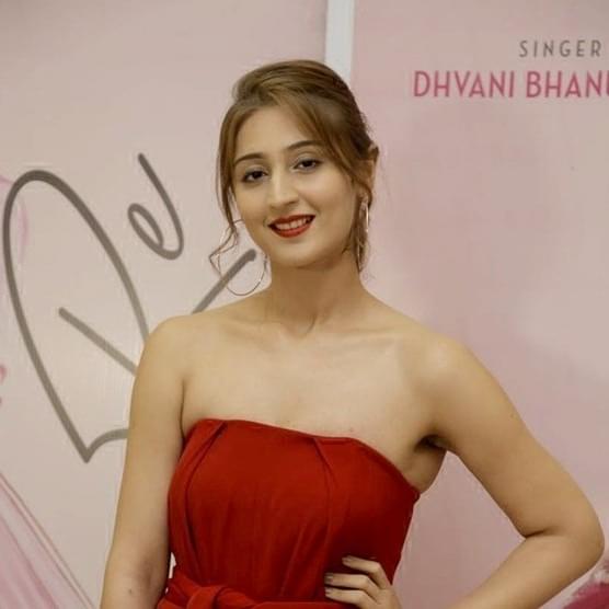 Dhvani Bhanushali Profile Picture Photo of Dhvani Bhanushali