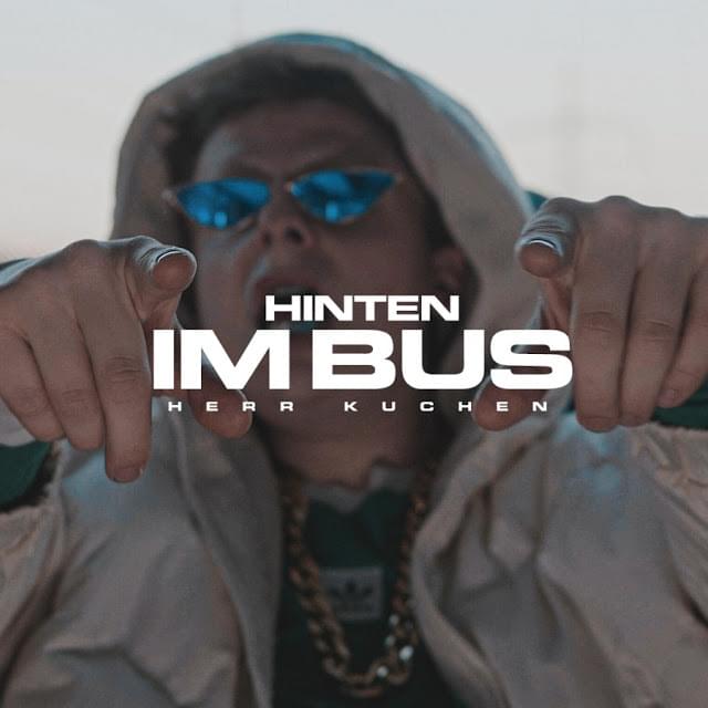 Album cover art for "Hinten im Bus" by Herr Kuchen