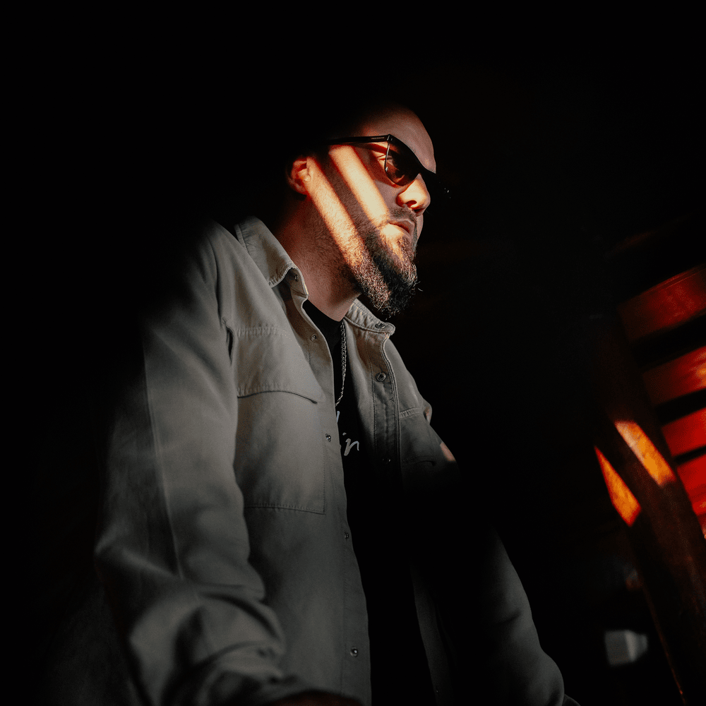 Album cover art for "Nene" by Kezzo