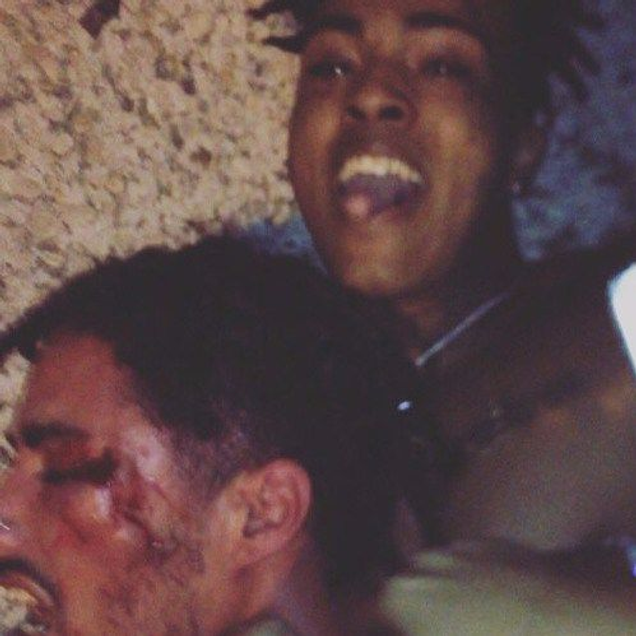 Album cover art for "XXXTENTACION - YuNg BrAtZ (Türkçe Çeviri)" by Genius Türkçe Çeviriler
